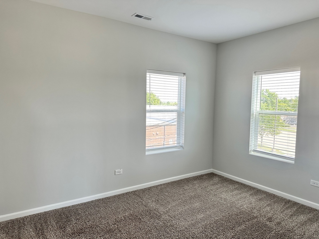 855 E Main Street - Photo 9