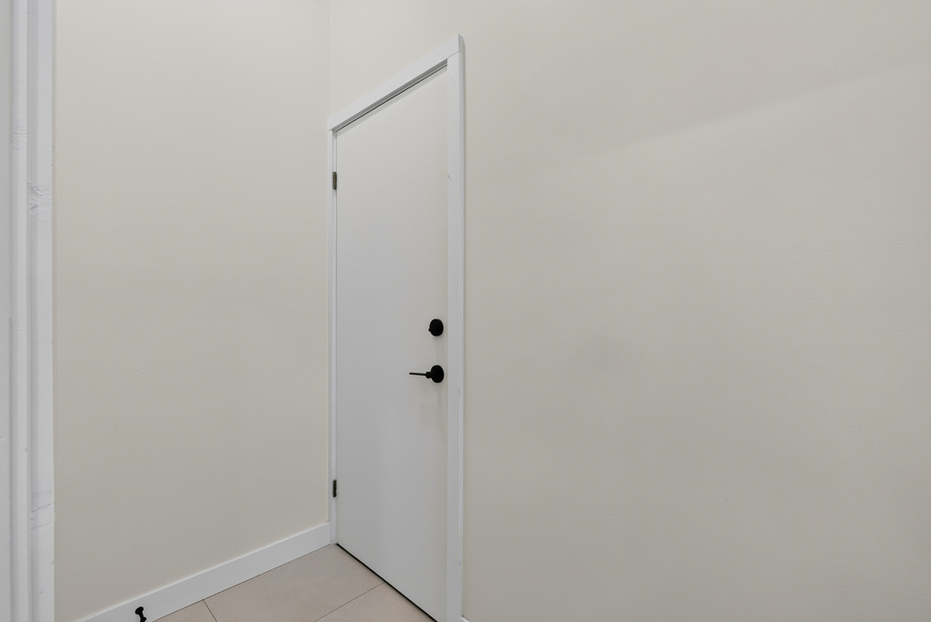 2132 W Potomac Avenue - Photo 19