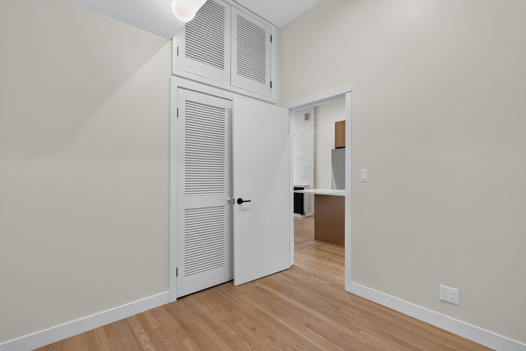 2132 W Potomac Avenue - Photo 15
