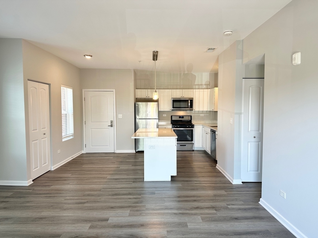 301 N Madison Street - Photo 6