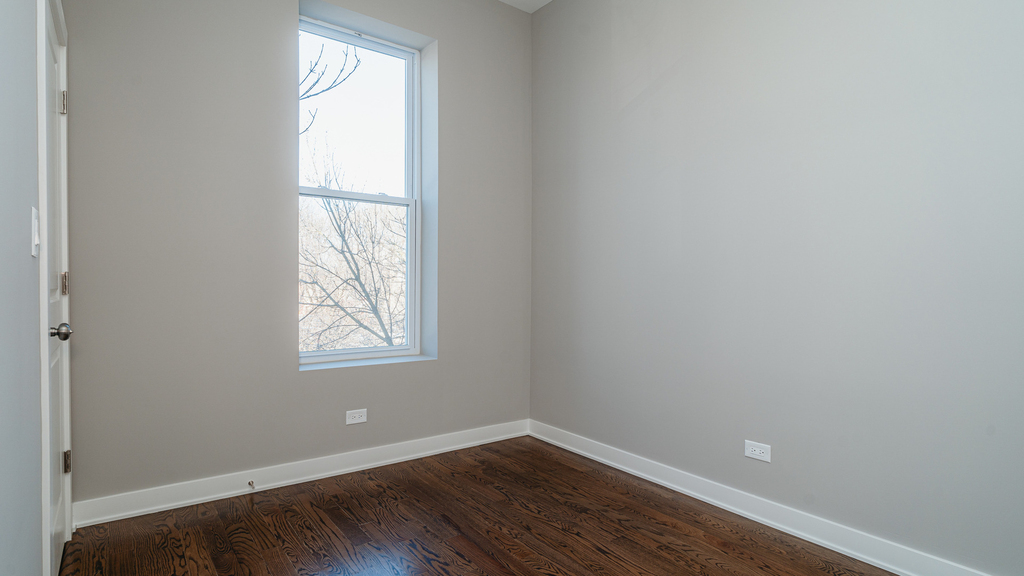 2400 S Troy Street - Photo 6