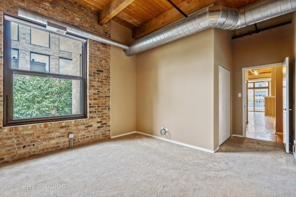 14 N Sangamon Street - Photo 6