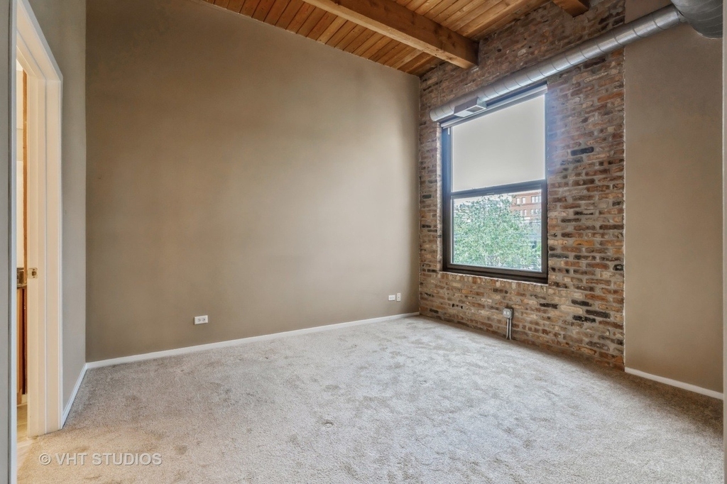 14 N Sangamon Street - Photo 5