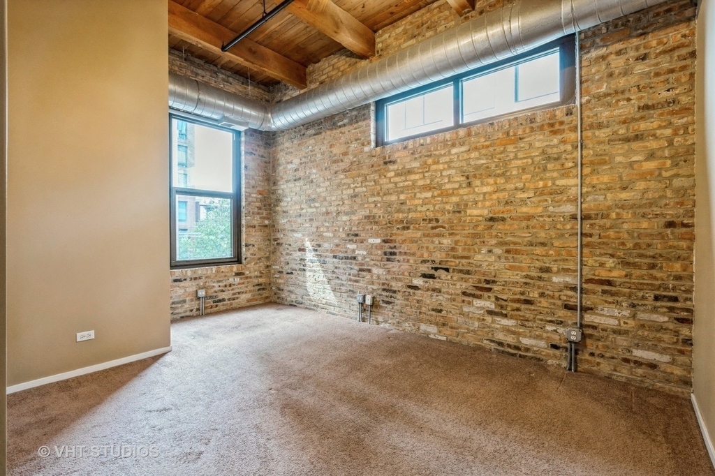 14 N Sangamon Street - Photo 8