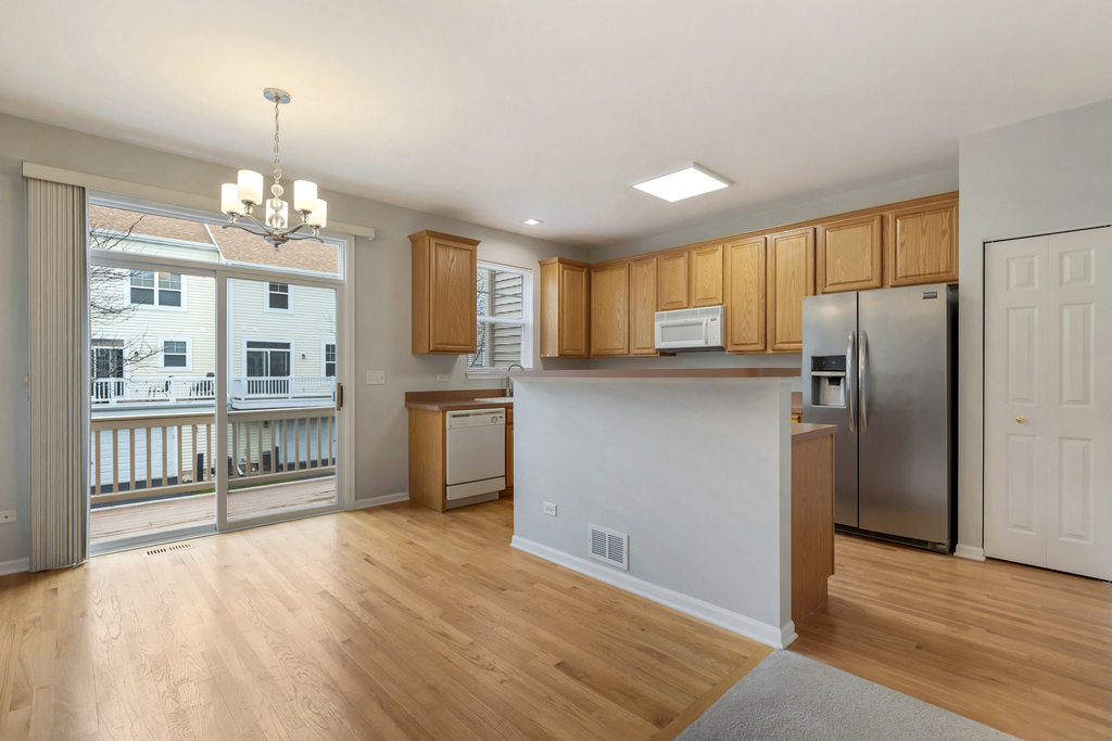 5546 Cambridge Way - Photo 7