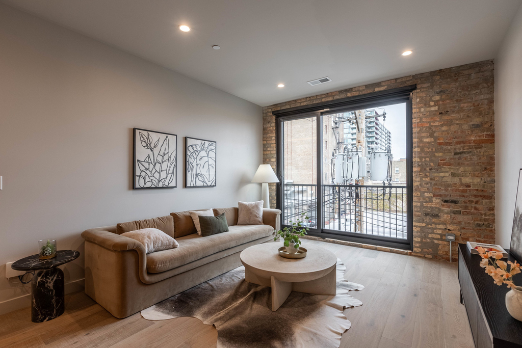 1706 Sherman Avenue - Photo 2