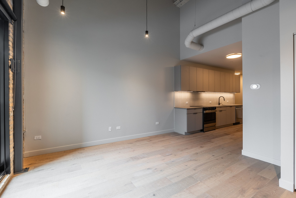 1706 Sherman Avenue - Photo 3