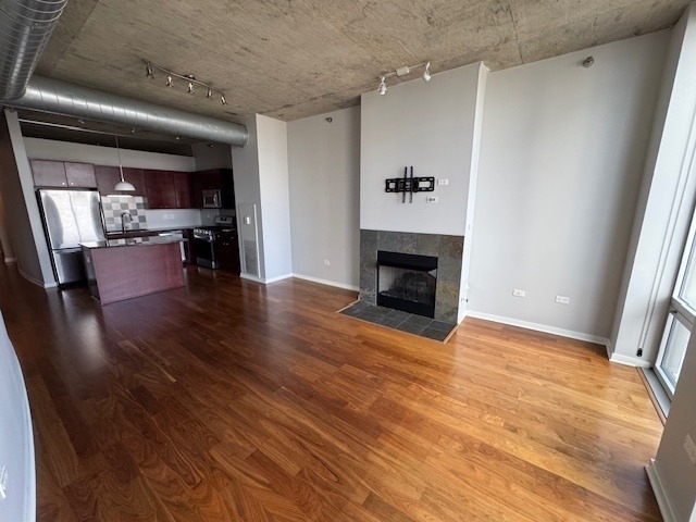 700 N Larrabee Street - Photo 3