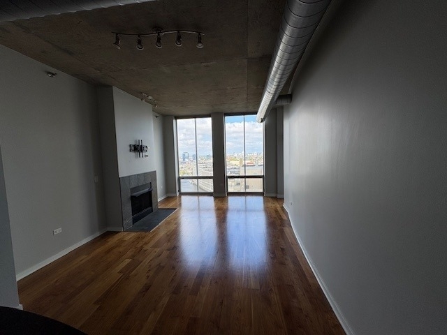 700 N Larrabee Street - Photo 6