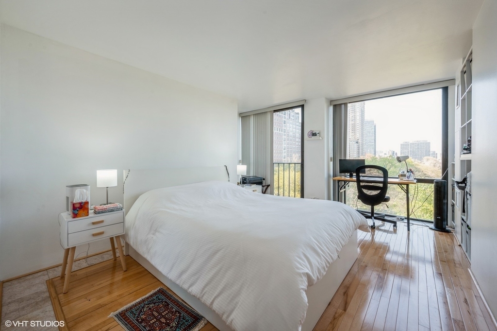 345 W Fullerton Parkway - Photo 8