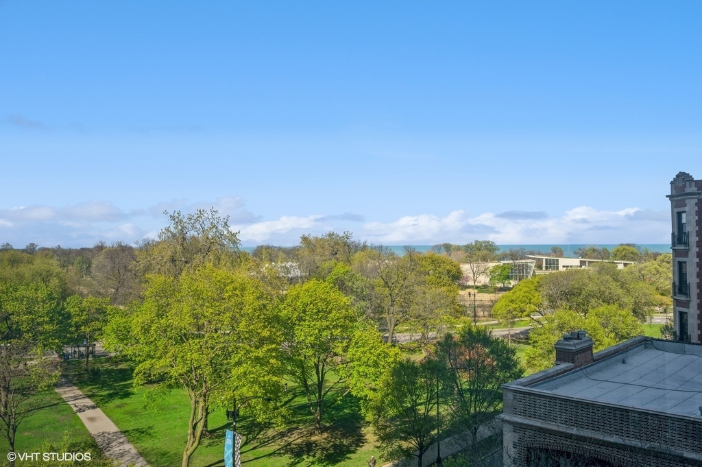 345 W Fullerton Parkway - Photo 13
