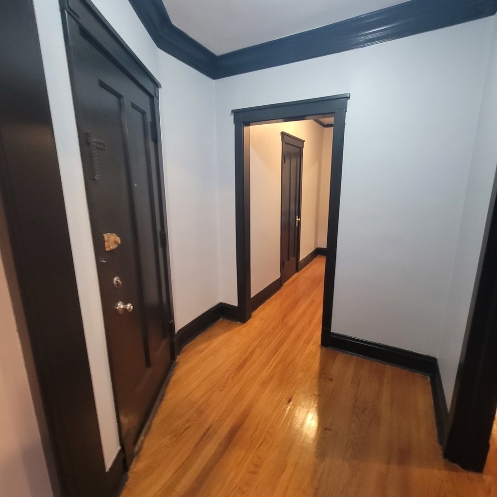 507 W Englewood Avenue - Photo 3
