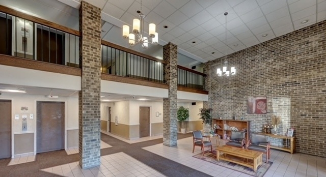 1460 Fairlane Drive - Photo 1