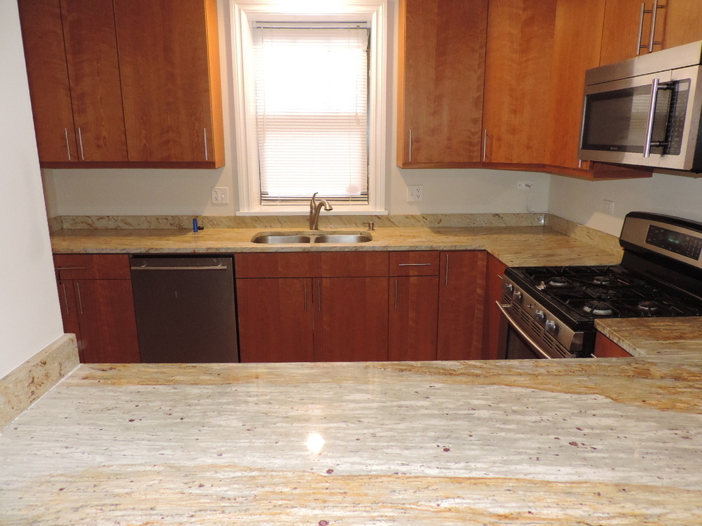 836 Judson Avenue - Photo 4
