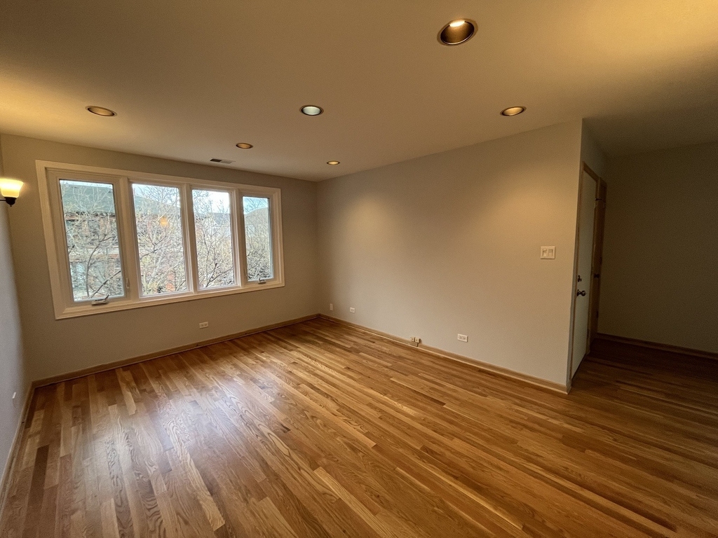 449 W 37th Street - Photo 2