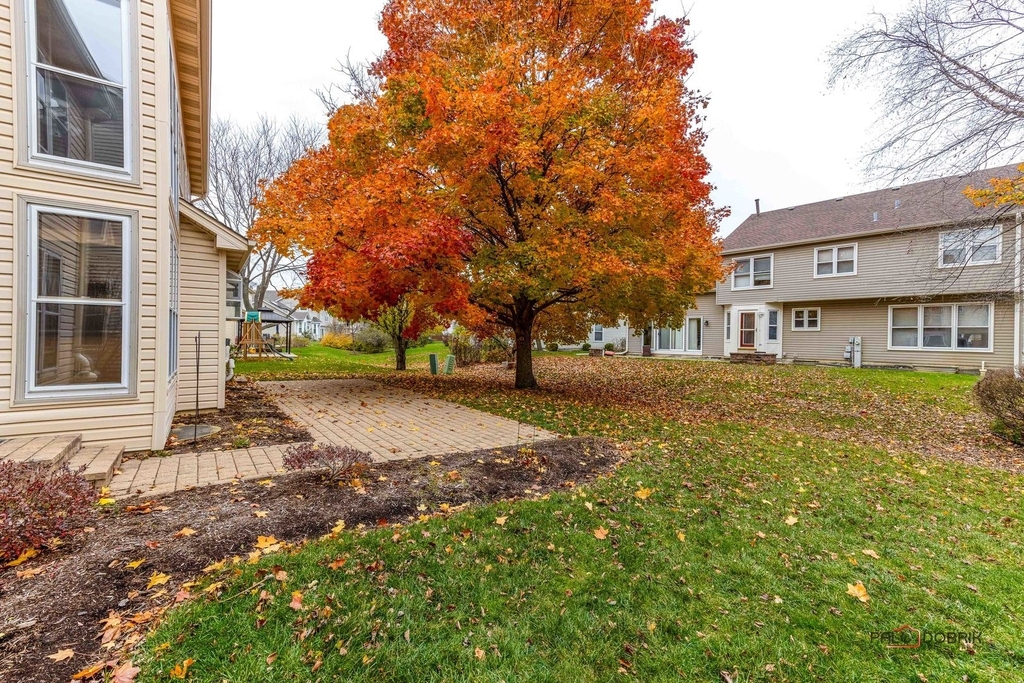 1551 Crowfoot Circle N - Photo 35