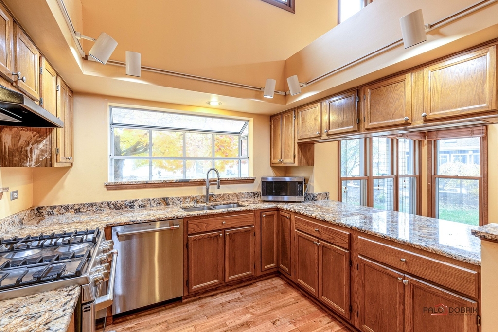1551 Crowfoot Circle N - Photo 13