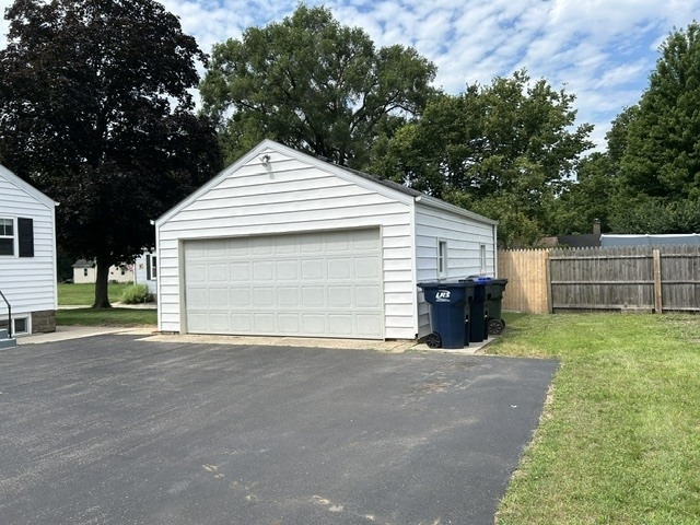518 Bremer Street - Photo 11