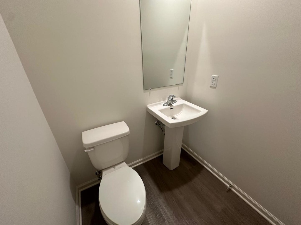 2267 Glacier Street - Photo 8