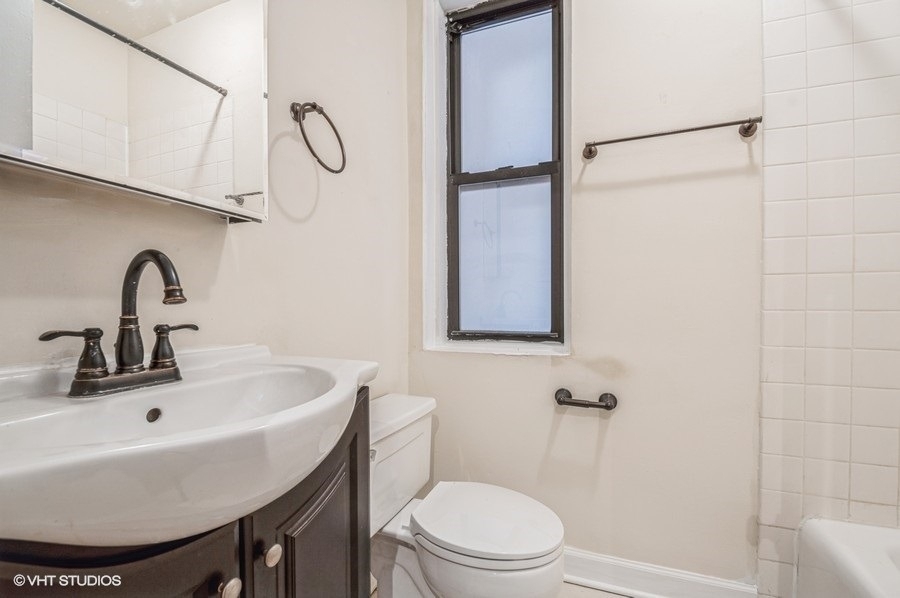 1504 N Dearborn Parkway - Photo 6