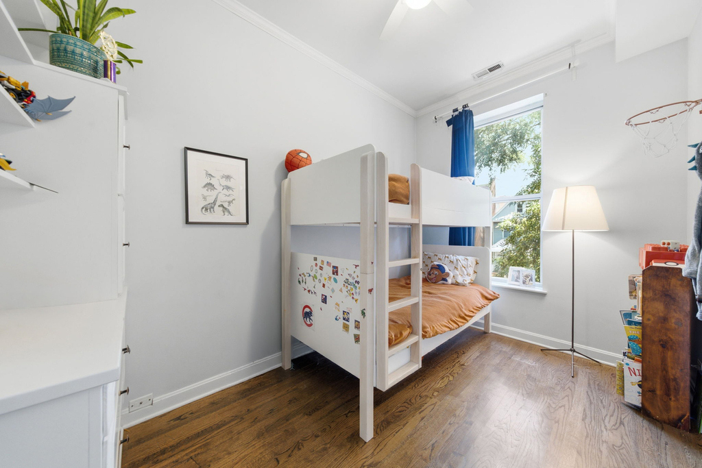 3742 N Janssen Avenue - Photo 7