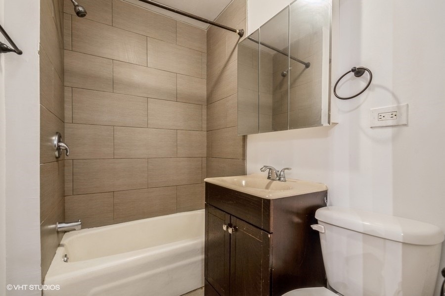 1504 N Dearborn Parkway - Photo 5
