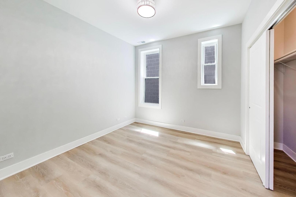 1821 S Fairfield Avenue - Photo 17