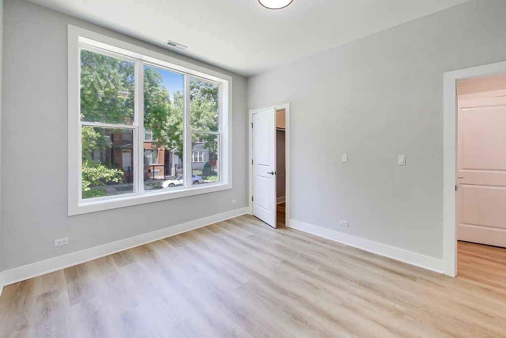 1821 S Fairfield Avenue - Photo 14