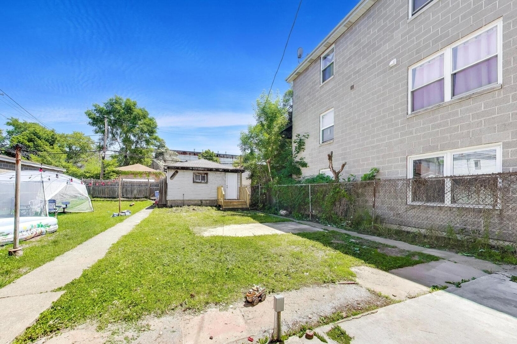 1821 S Fairfield Avenue - Photo 25
