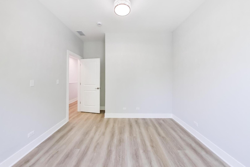 1821 S Fairfield Avenue - Photo 15
