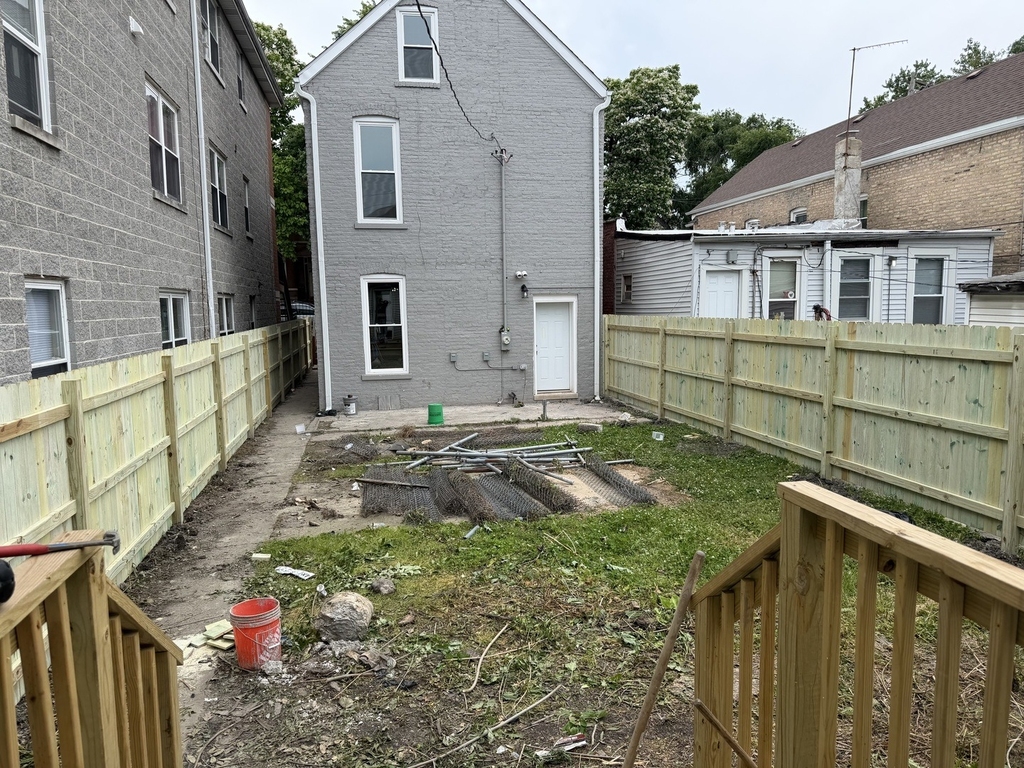 1821 S Fairfield Avenue - Photo 23