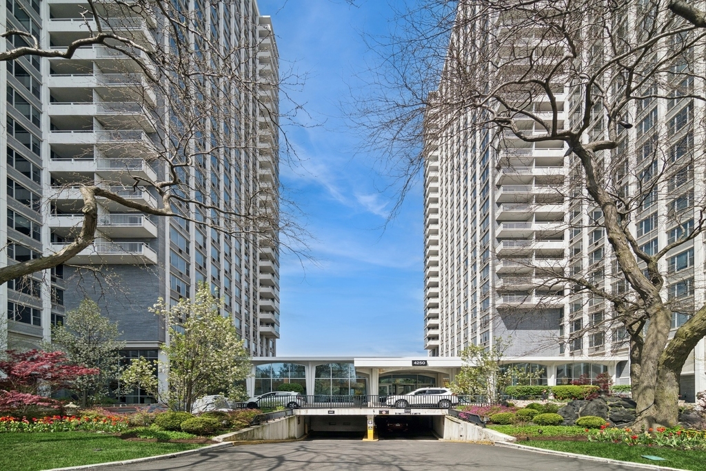 4250 N Marine Drive - Photo 0