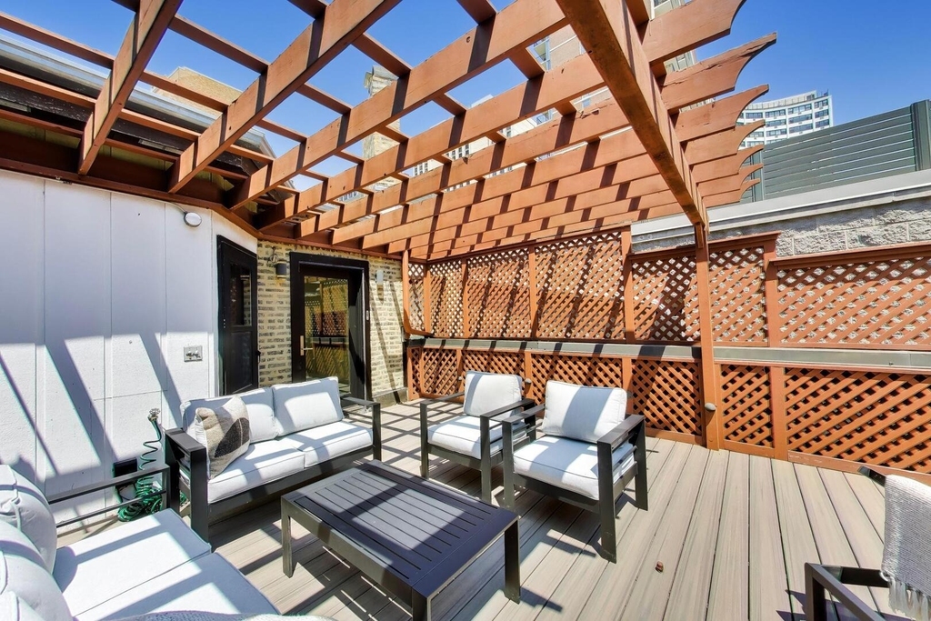45 E Division Street - Photo 41