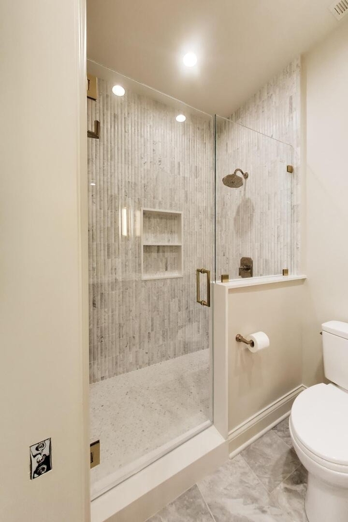 45 E Division Street - Photo 38