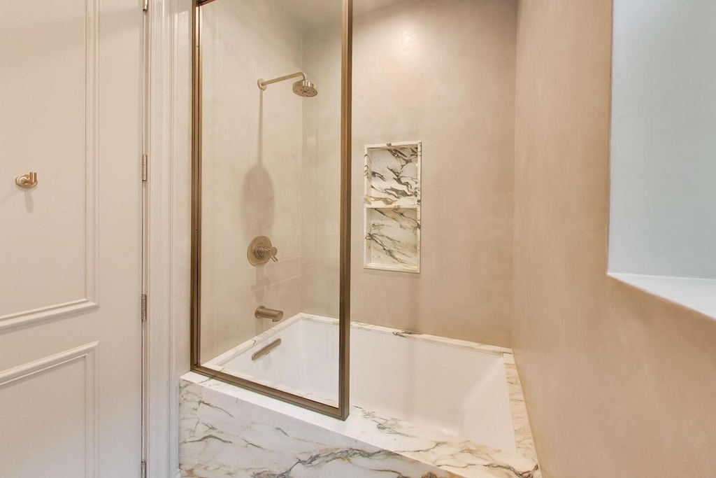 45 E Division Street - Photo 25