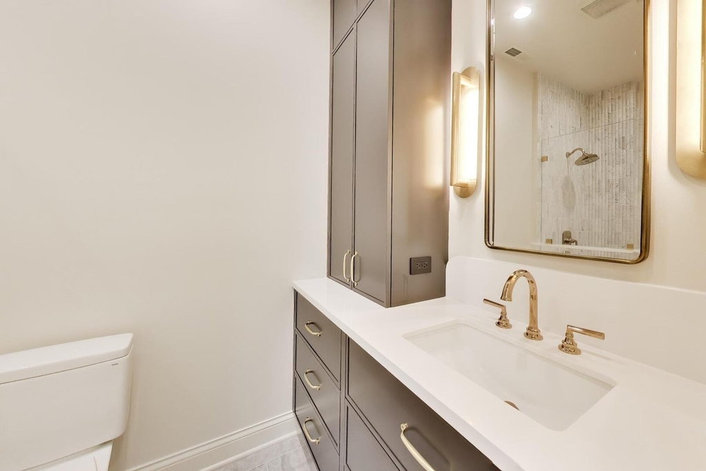 45 E Division Street - Photo 37