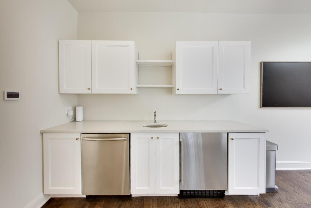 45 E Division Street - Photo 33