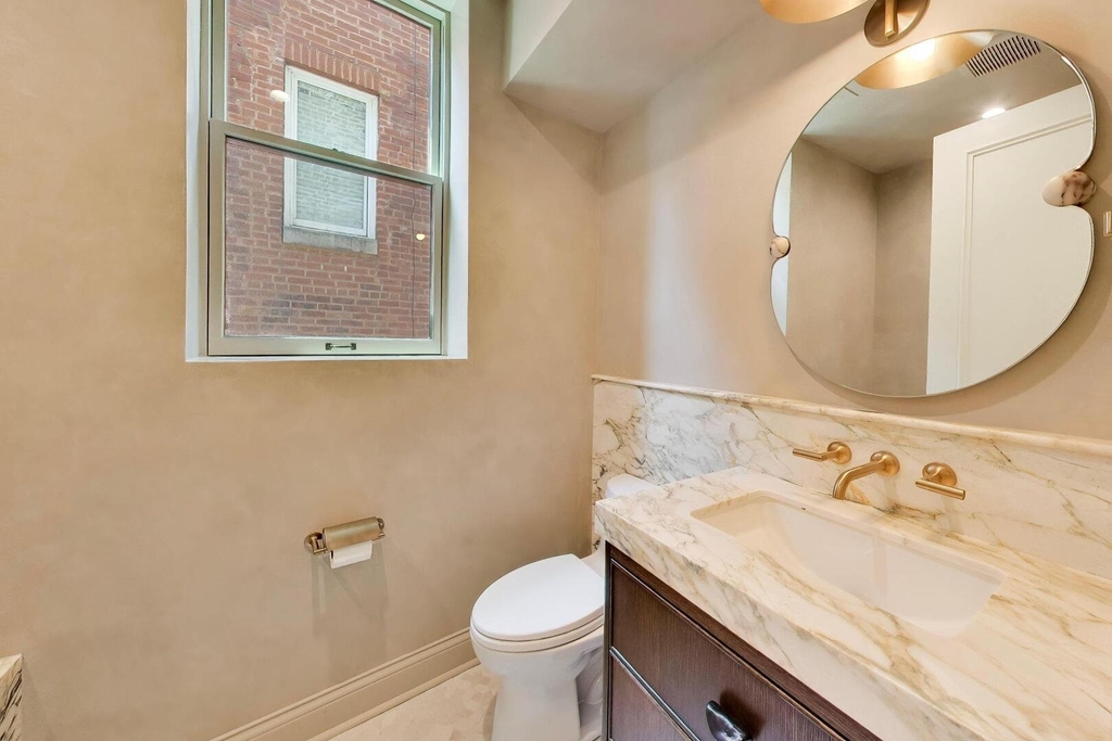 45 E Division Street - Photo 30