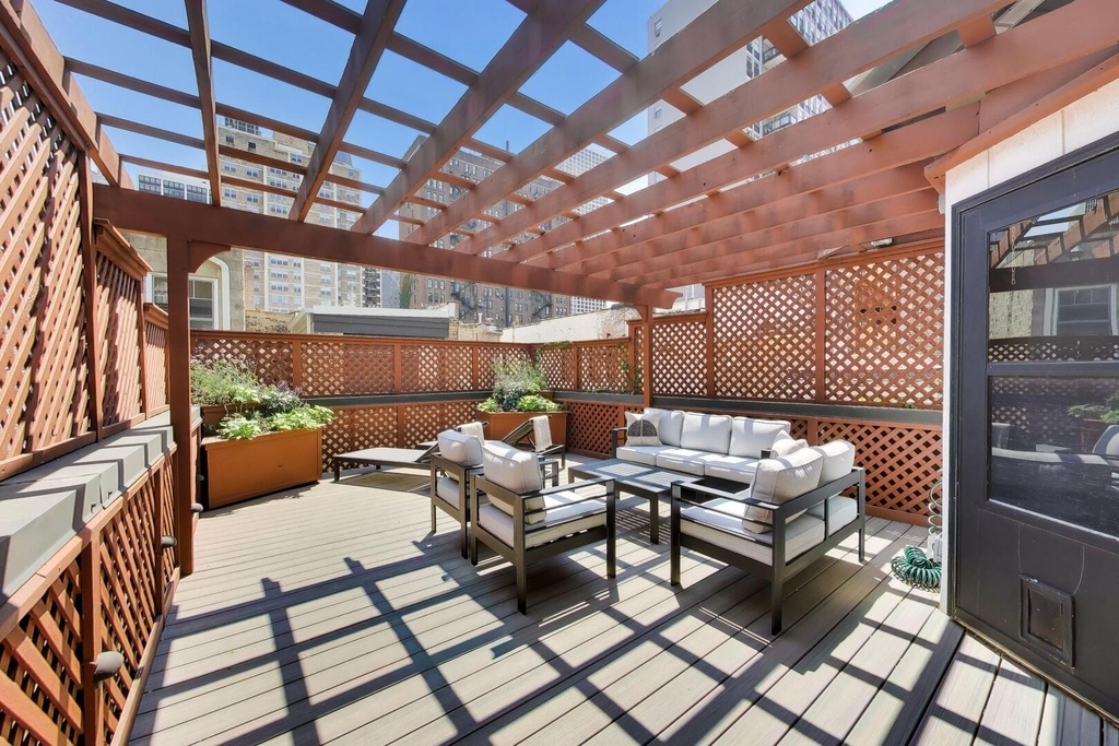 45 E Division Street - Photo 39