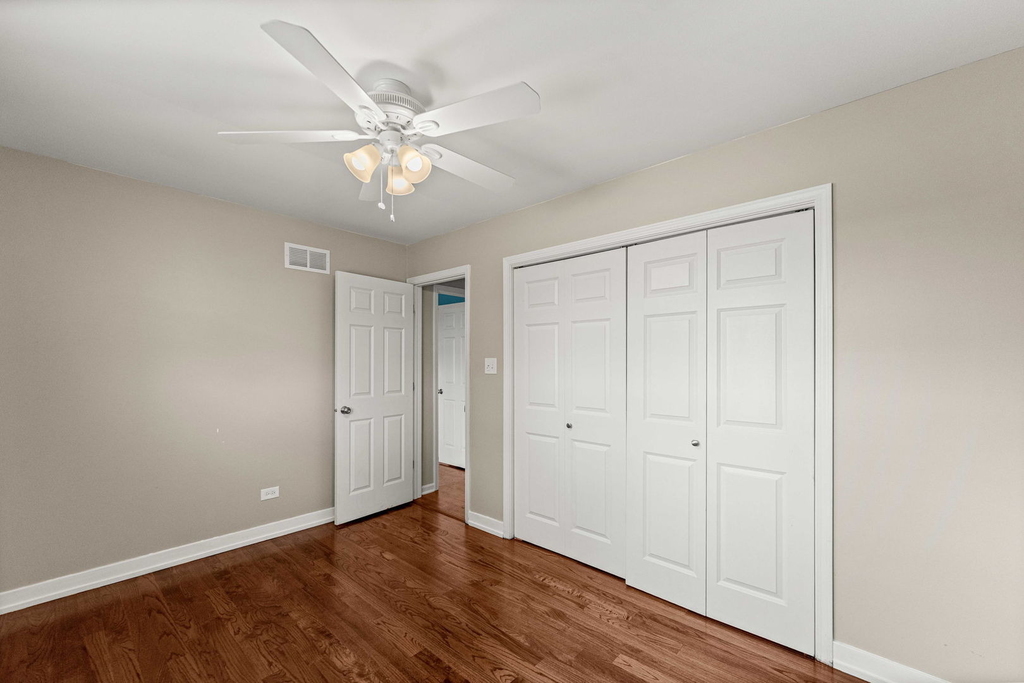 15954 Ozark Avenue - Photo 19