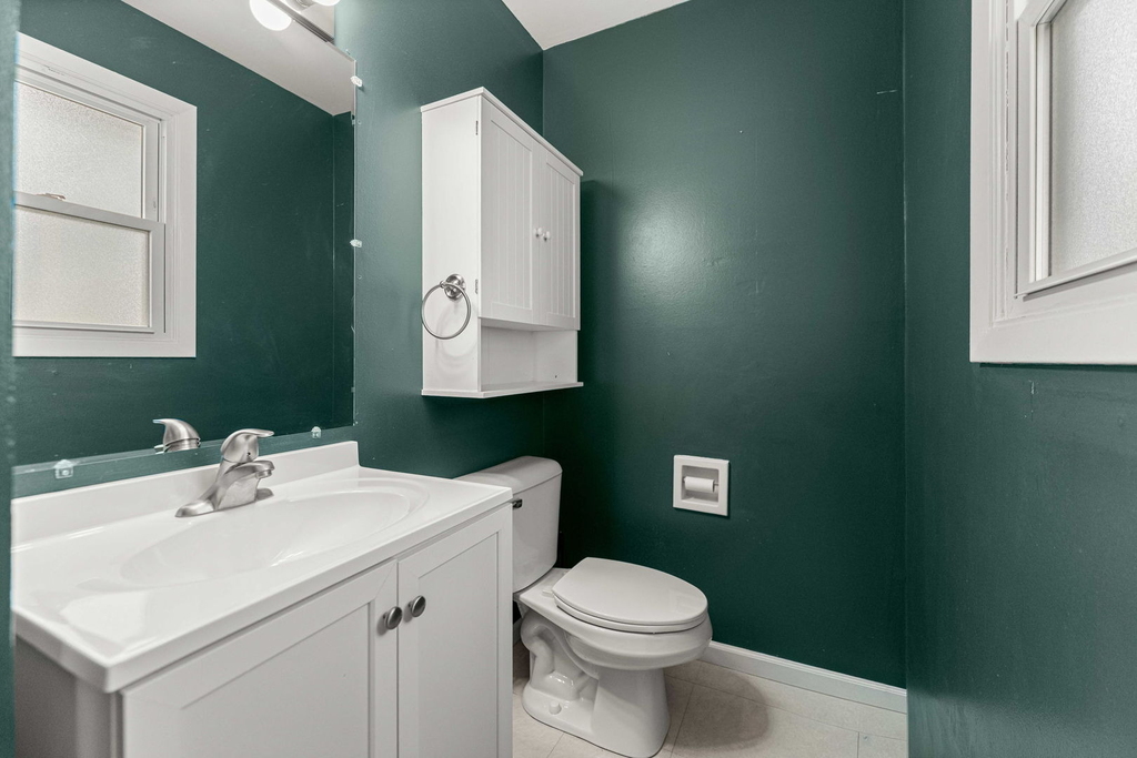 15954 Ozark Avenue - Photo 8