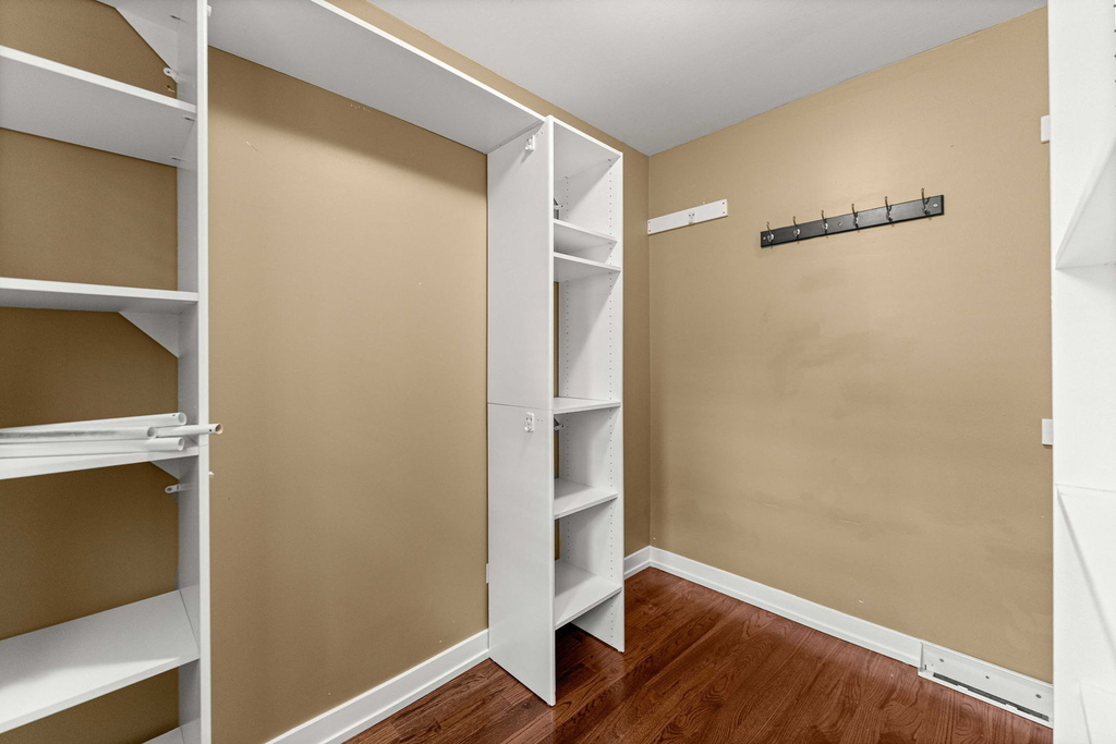15954 Ozark Avenue - Photo 7