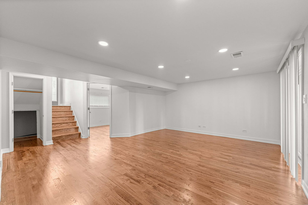 15954 Ozark Avenue - Photo 4