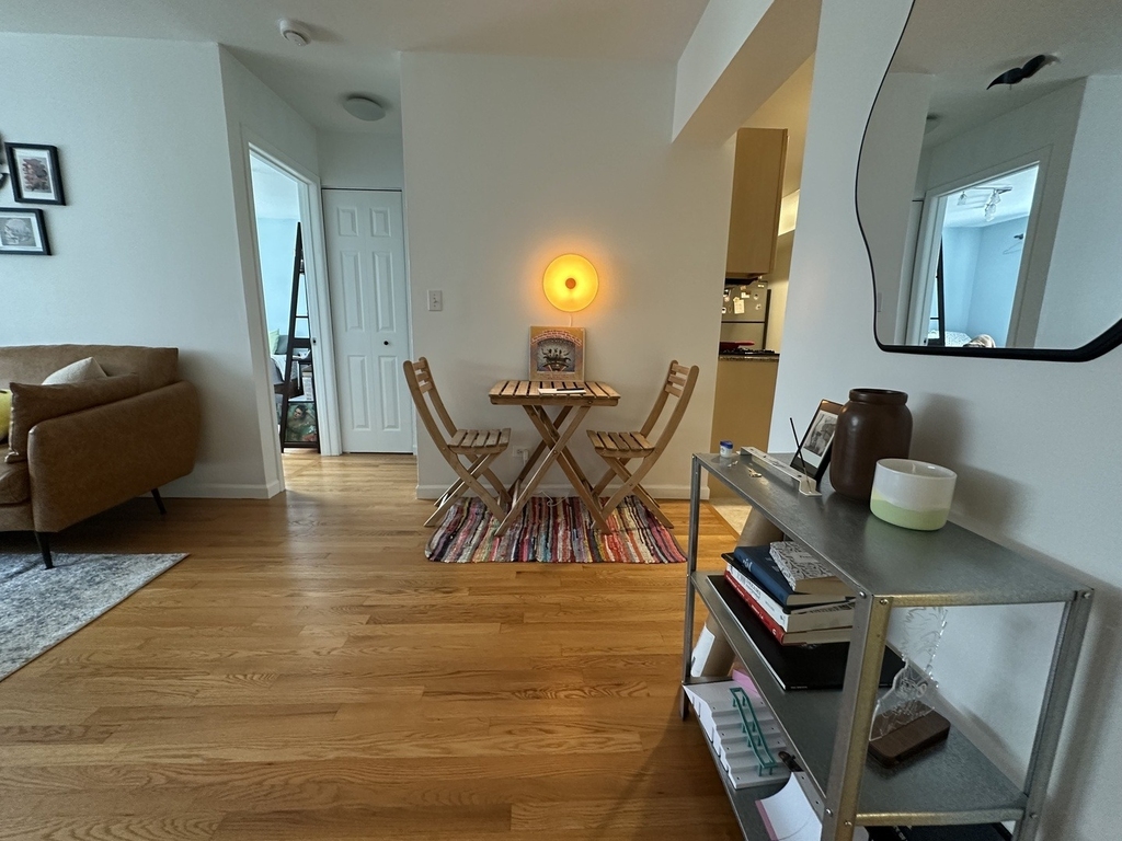 5953 N Kenmore Avenue - Photo 5