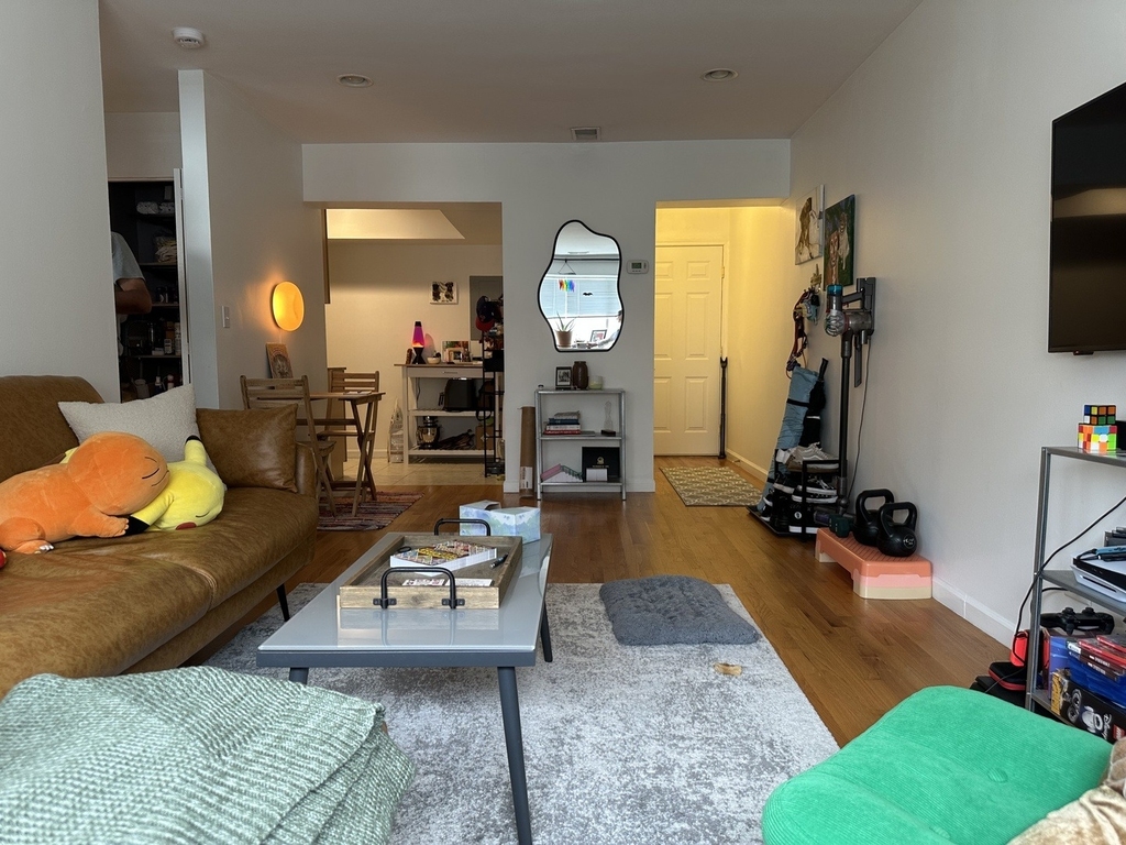 5953 N Kenmore Avenue - Photo 6