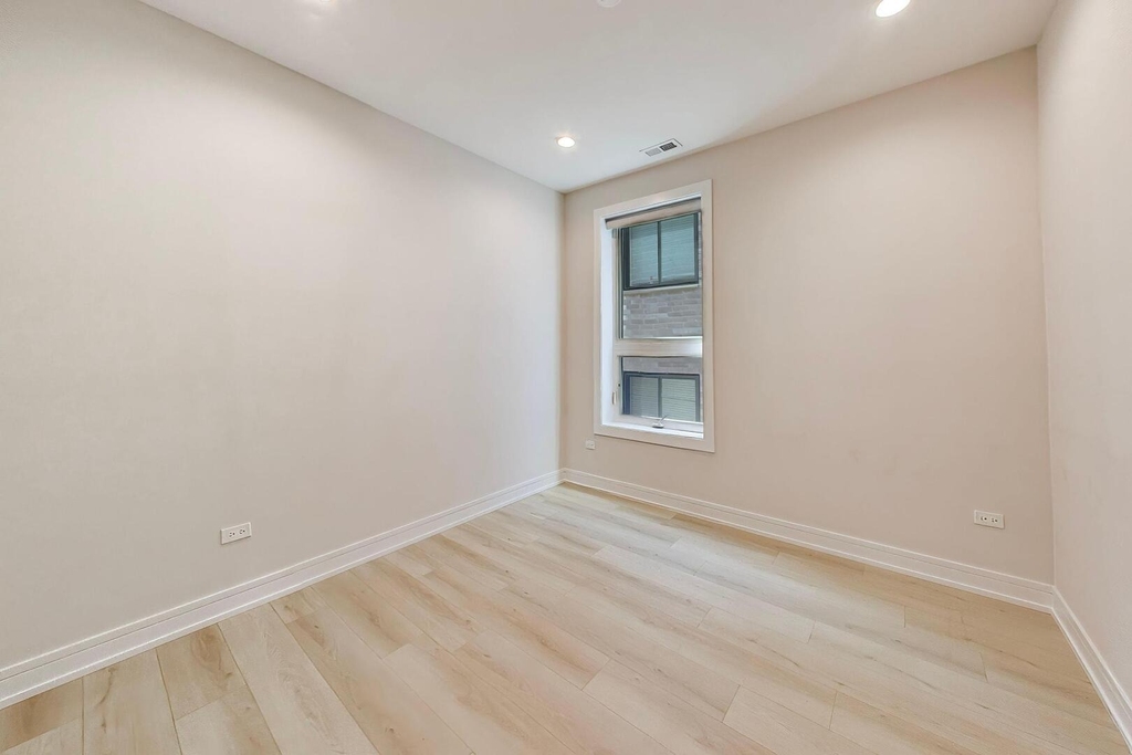 5157 S Wabash Avenue - Photo 8