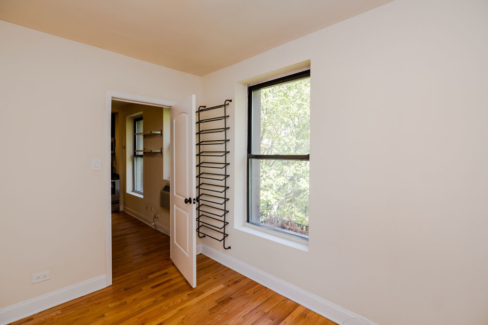1430 N Dearborn Parkway - Photo 1