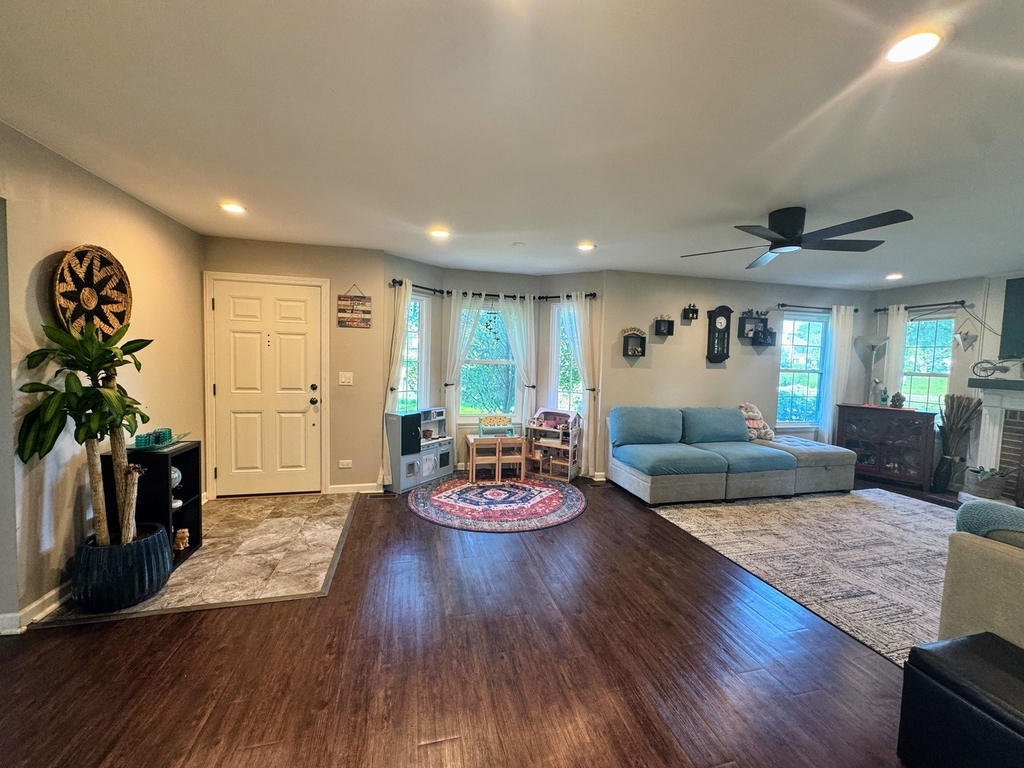 115 E Fabish Drive - Photo 16