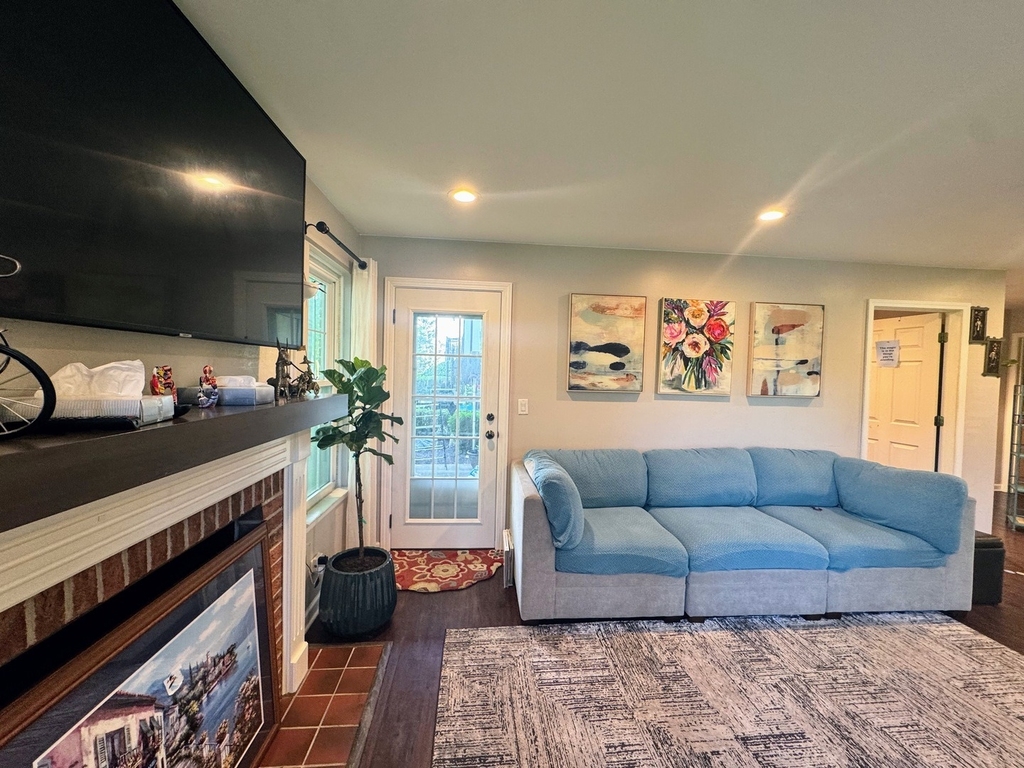 115 E Fabish Drive - Photo 3