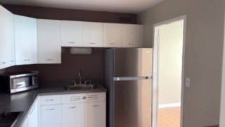 6301 N Sheridan Avenue - Photo 5